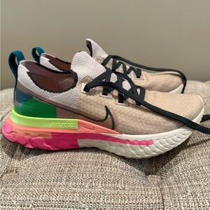 Nike women’s size 9 shoes
